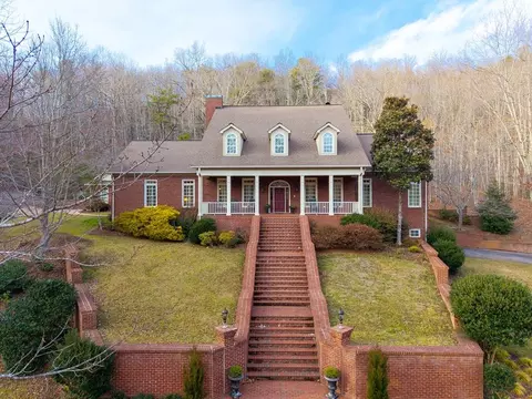 4323 Spring Court Cv, Young Harris, GA 30582