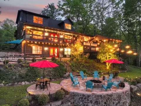 329 Robinson Thomas Rd, Morganton, GA 30560