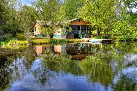 111 Candlewood Ln, Blue Ridge, GA 30513