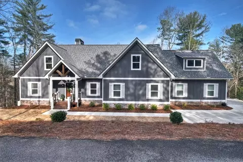 912 Lazy River Ln, Ellijay, GA 30536