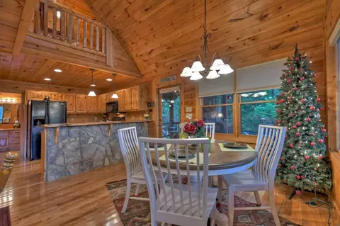 Dining - 9 Oak Street, Morganton, GA 30560 photo 2 of 2