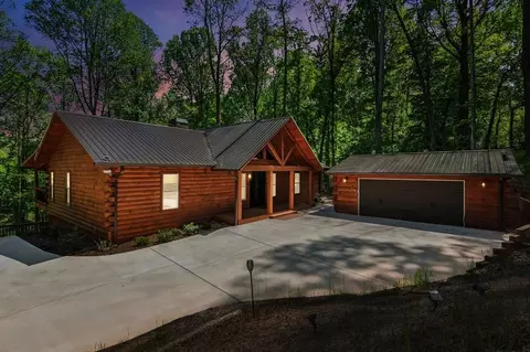 245 Timberwalk Dr, Ellijay, GA 30540