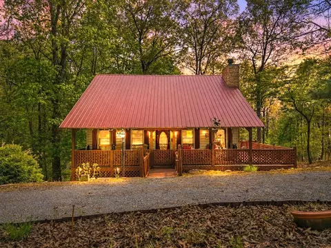 80 Stegall Mill Rdg, Ellijay, GA 30536
