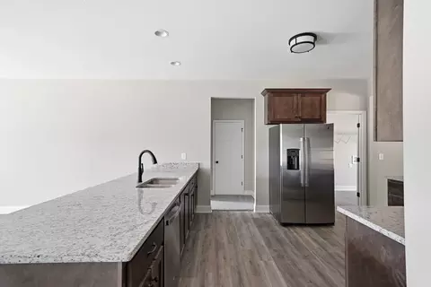 Kitchen - 269 Firetower Rd, Jasper, GA 30143 photo 2 of 4