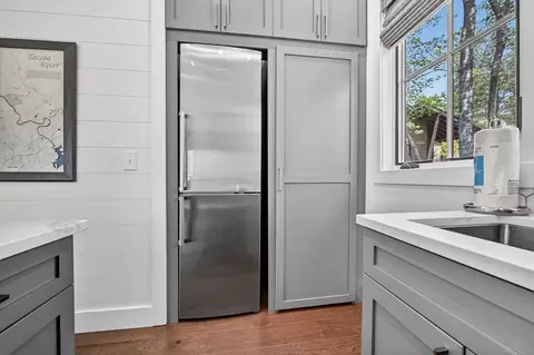 Kitchen - Hc15 Old Toccoa Loop, Mineral Bluff, GA 30559 photo 6 of 7