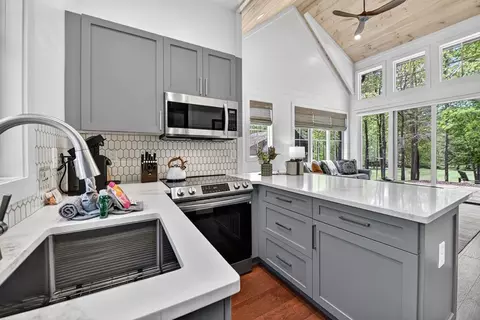 Kitchen - Hc15 Old Toccoa Loop, Mineral Bluff, GA 30559 photo 7 of 7