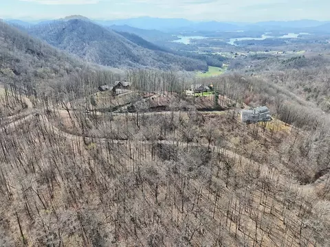 2 High Meadows Drive, Hayesville, NC 28904