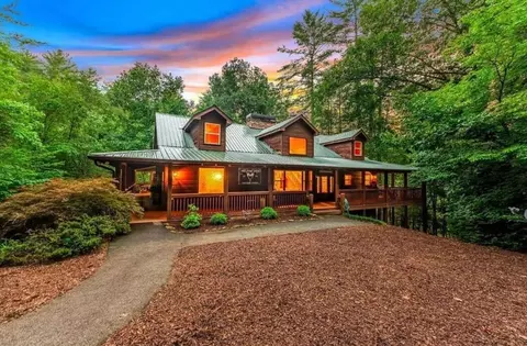390 Twin Creeks Rd, Blue Ridge, GA 30513