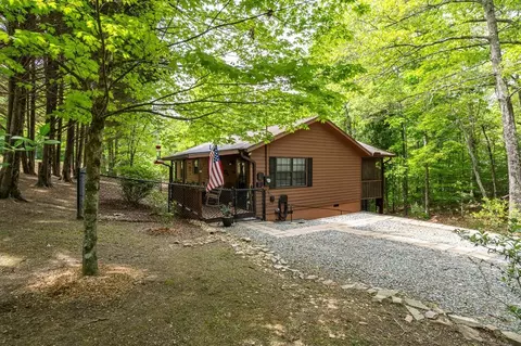 9 Settlers Crossing Way, Murphy, NC 28906