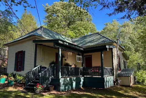 118 E Oak St, Ellijay, GA 30540