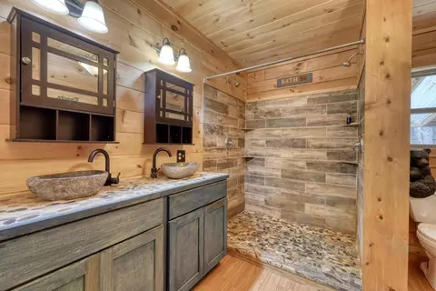 85 Cold Springs Rd, Morganton, GA 30560