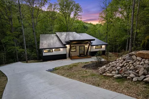 148 Brookwood Dr, Blue Ridge, GA 30513