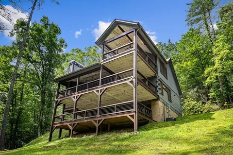 215 Twin Creeks, Blue Ridge, GA 30513
