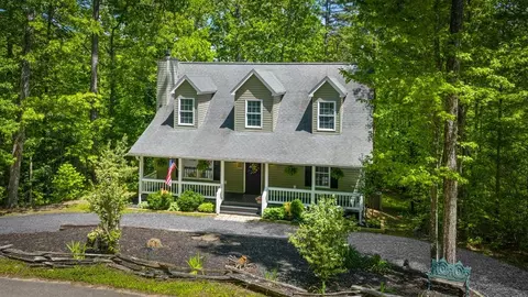201 Minnehaha Trl, Blue Ridge, GA 30513