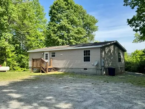 385 Vc Park Rd, Marble, NC 28905