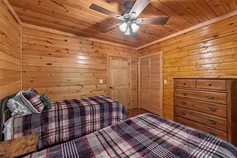 Bedroom - 66 Windy Hill Dr, Cherry Log, GA 30522 photo 4 of 8