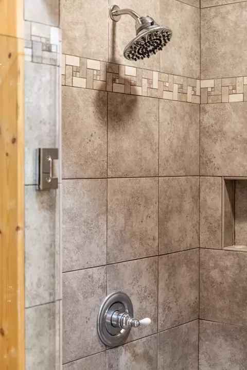 Bath - 66 Windy Hill Dr, Cherry Log, GA 30522 photo 8 of 9