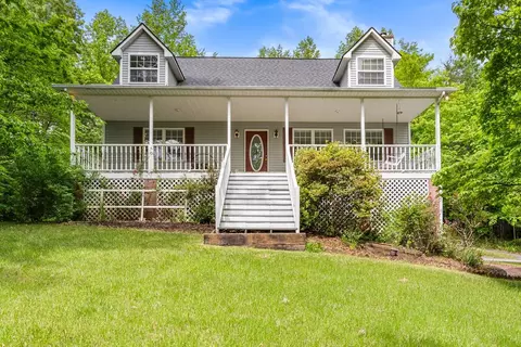1894 Bell Eagle Dr, Hiawassee, GA 30546