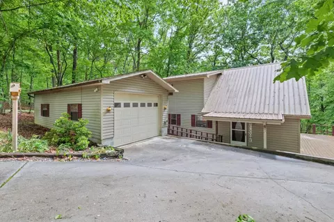 344 Robertson Dr, Blairsville, GA 30512