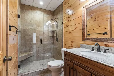 Bath - 547 Echo Rd, Morganton, GA 30560 photo 6 of 6