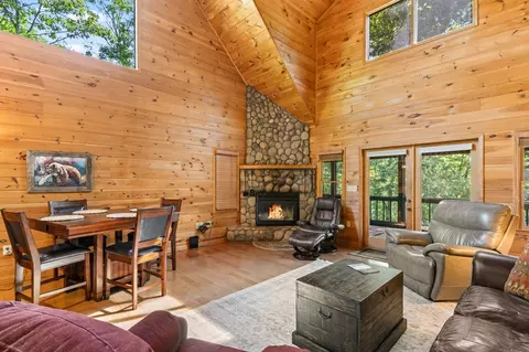 Living - 547 Echo Rd, Morganton, GA 30560 photo 1 of 5
