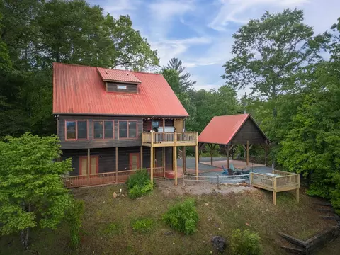 170 Wildwood Ct, Ellijay, GA 30540
