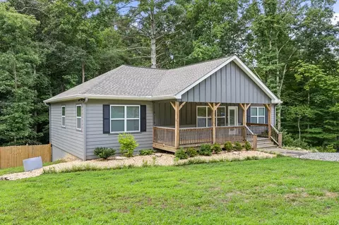101 Christian Ct, Blairsville, GA 30512