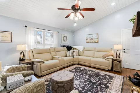 Living - 149 Hidden Creek Rd, Jasper, GA 30143 photo 2 of 2