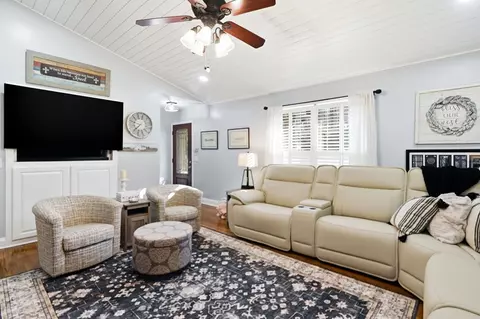 Living - 149 Hidden Creek Rd, Jasper, GA 30143 photo 1 of 2