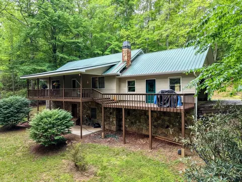 1568 Carlvin Rd, Hiawassee, GA 30546
