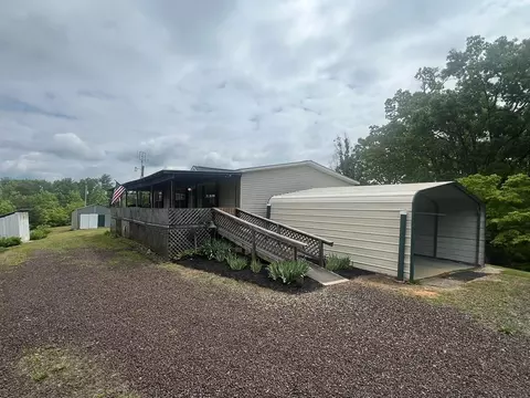 105 Lola Dr, Farner, TN 37333