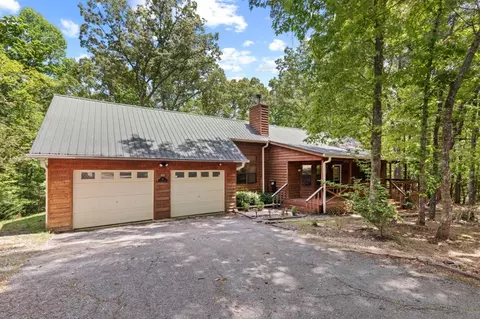 40 Caledonia Dr, Blairsville, GA 30512
