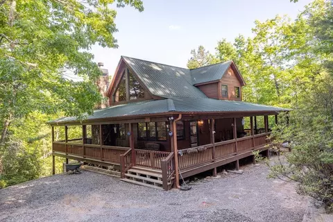 351 John Dick Overlook, Blue Ridge, GA 30513