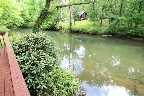 130 Ivy Ln, Murphy, NC 28906