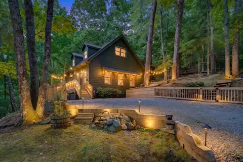 747 Mountain Oak Rd, Ellijay, GA 30540