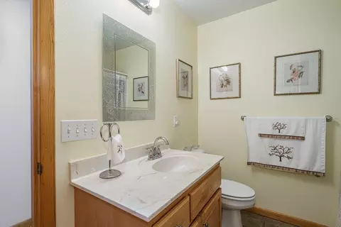 Bath - 81 Trinity Dr, Murphy, NC 28906 photo 3 of 5