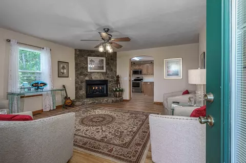 Entry Way - 81 Trinity Dr, Murphy, NC 28906 photo 1 of 4