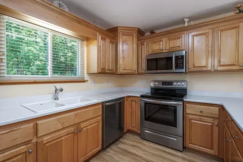 Kitchen - 81 Trinity Dr, Murphy, NC 28906 photo 2 of 3