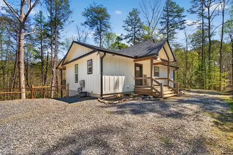 54 Barbs Way, Mineral Bluff, GA 30559