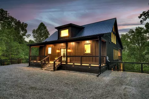 819 Hap Holt Rd, Ellijay, GA 30540