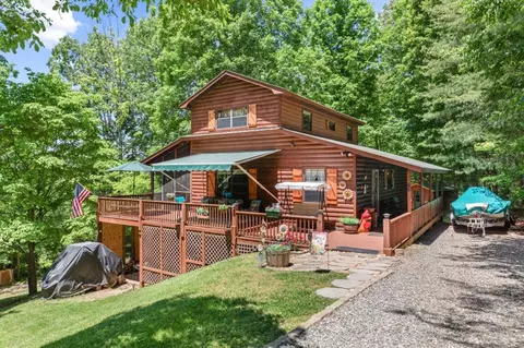 66 Fortenberry Rd, Young Harris, GA 30582
