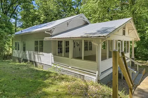 2494 Blue Ridge Dr, Blue Ridge, GA 30513