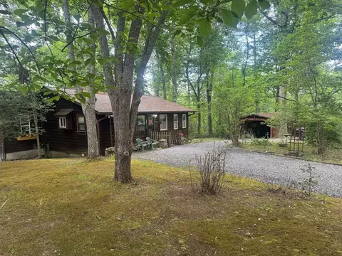 210 Holly Ridge Ln, Murphy, NC 28906