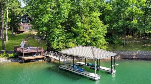 22 Waterloon Trl, Morganton, GA 30560