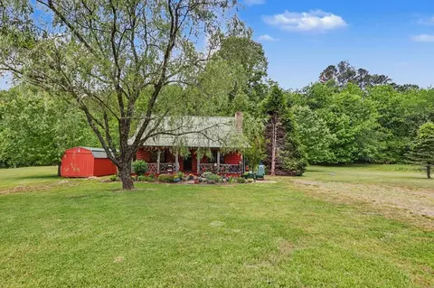 1139 Bearmeat Rd, Hiawassee, GA 30546