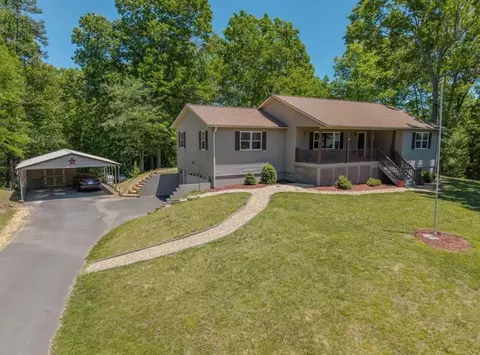 944 Wildcat Dr, Murphy, NC 28906