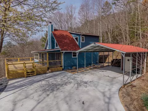 355 Up The Creek Trl, Hayesville, NC 28904