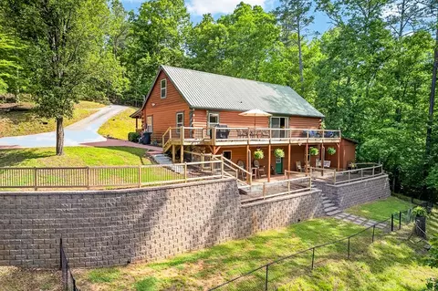 285 Julep Cir, Ellijay, GA 30540
