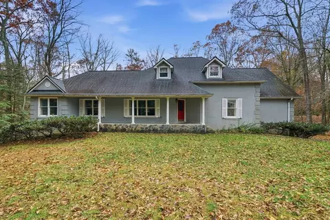 300 Westwoods Dr, Ellijay, GA 30540