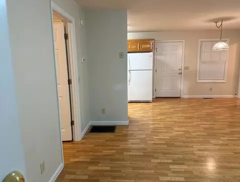 Living - 134 Acorn Ln, Warne, NC 28909 photo 3 of 4